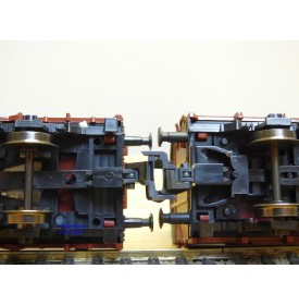 ROCO  43145, coffret commémoratif blocus de Berlin , 1 loco et 4 wagons "  Berlin Blockade "  DR  neuf   BO