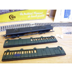 SMCF ???,  rare kit  d' une voiture de 2 Cl. courte à bogies   SNCF  BO