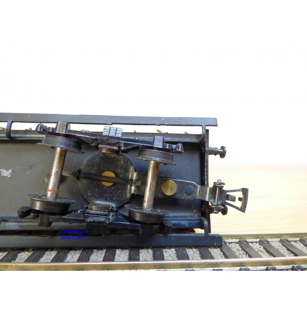 La Voiture Fourgon Postes Court A Bogies Miniature De SMCF Au HO Nb D 53845