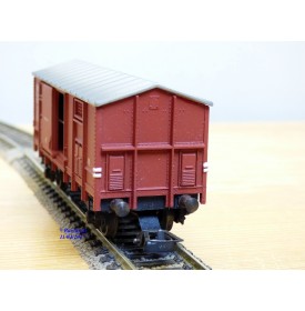 POCHER 304 / 2, rare wagon couvert type F avec personnage   FS  neuf   BO