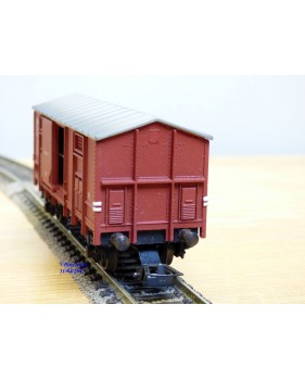 POCHER 304 / 2, rare wagon couvert type F avec personnage   FS  neuf   BO
