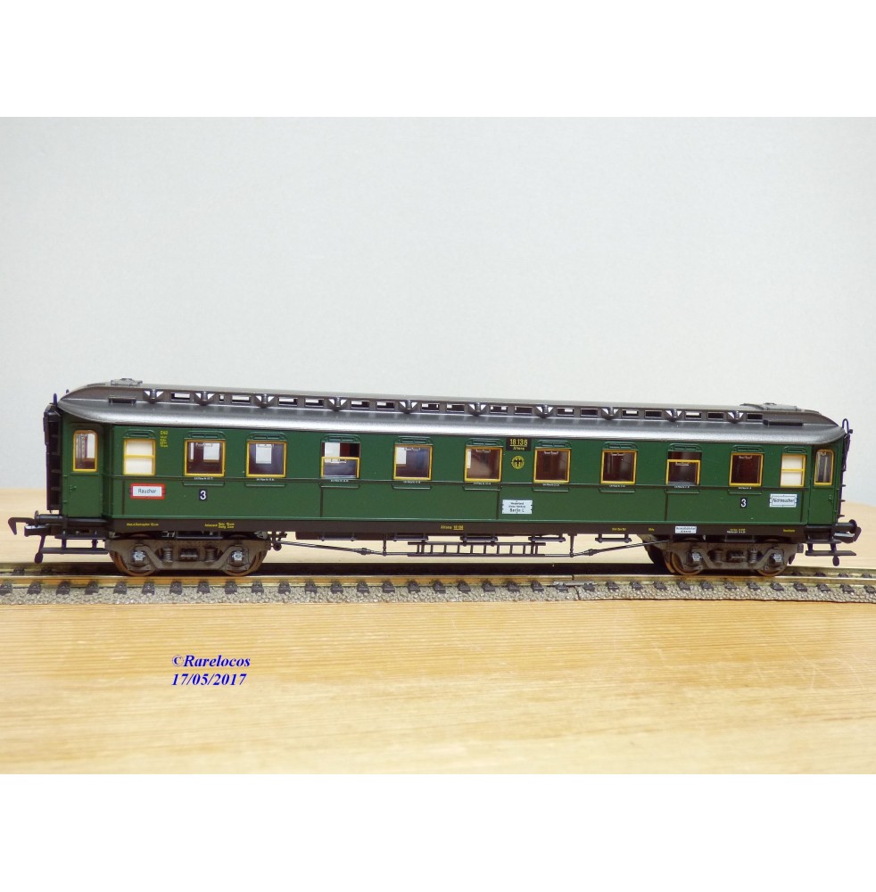 FLEISCHMANN 5083,  voiture ancienne à bogies  3 Kl. Nr.: 18136   KPEV  neuf   BO