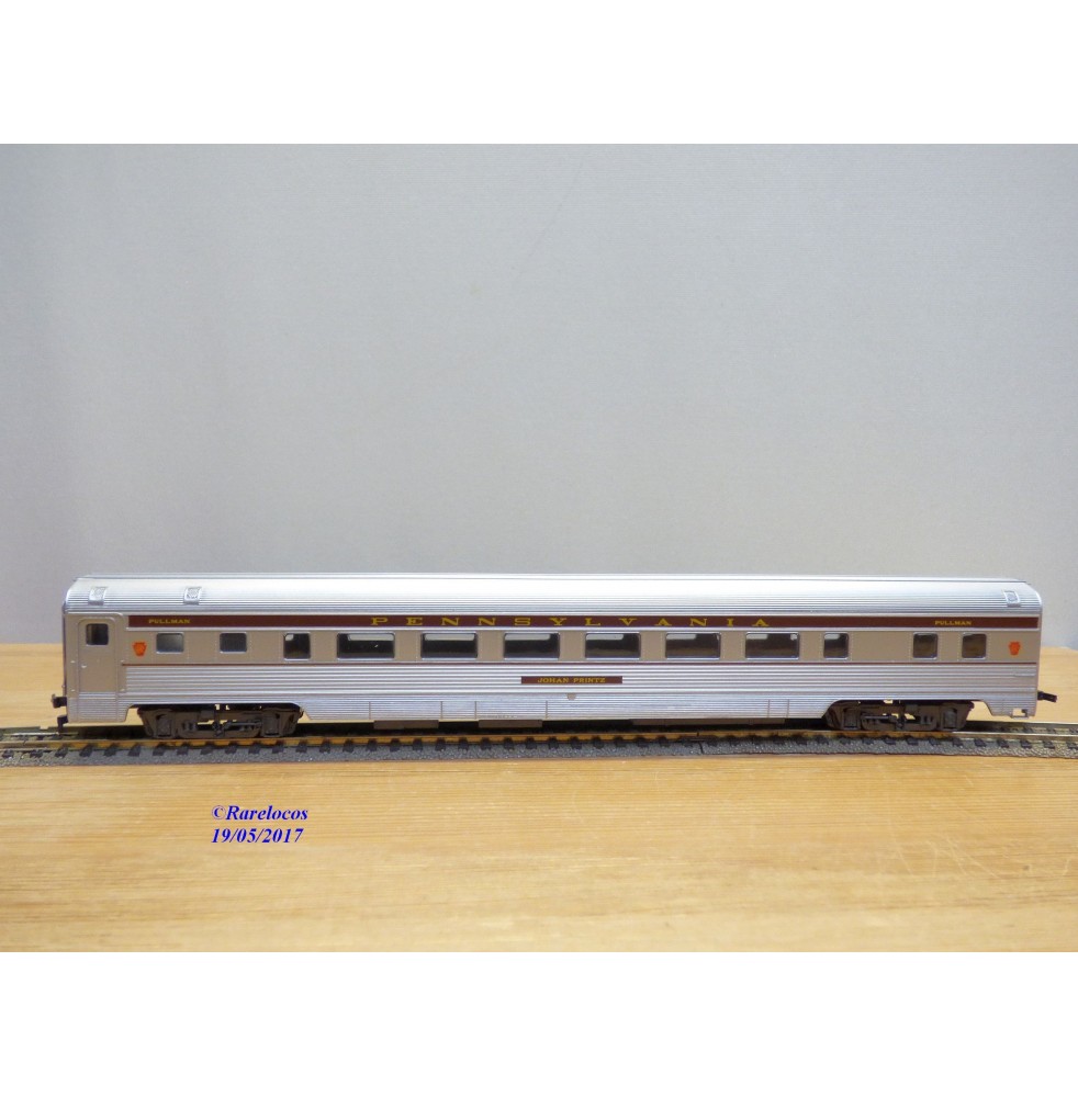 IHC  6731-1, voiture grandes lignes ( corrugated side coach  ) " Johan Printz "   PRR   neuf   BO 