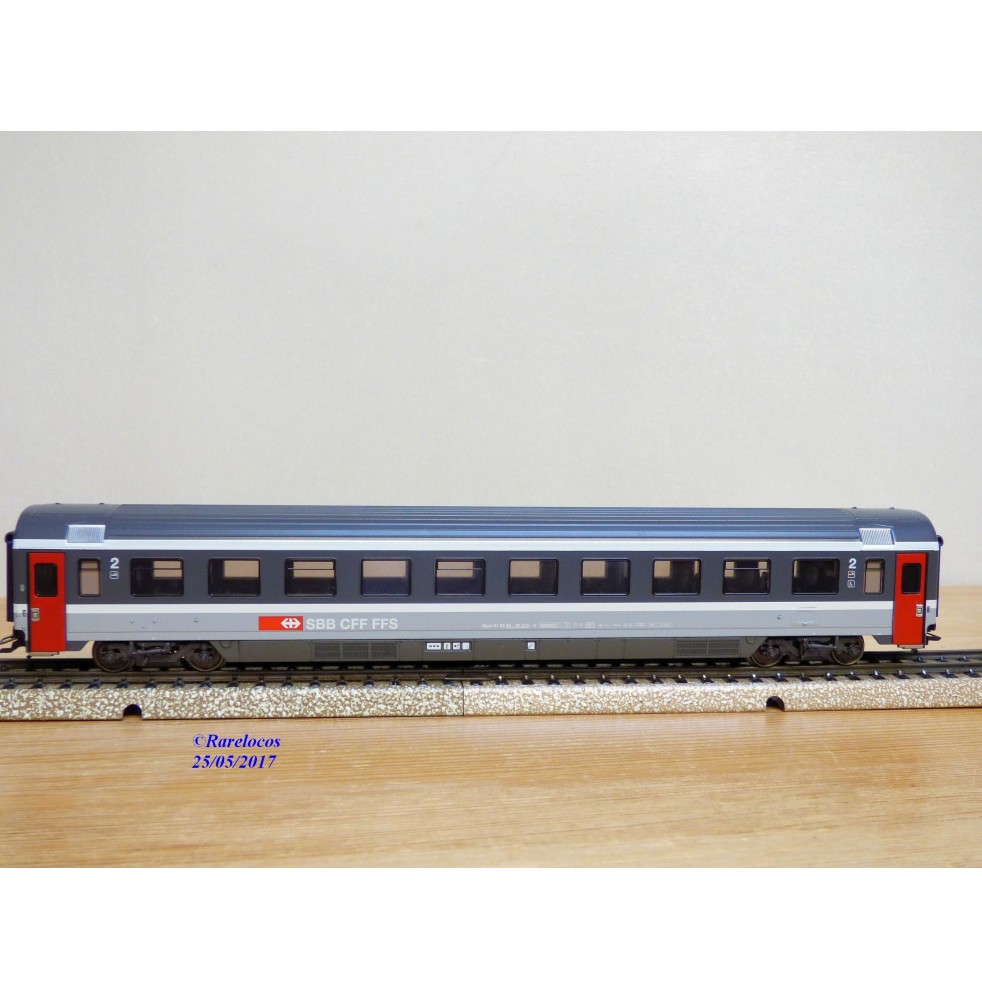 Märklin 4032 voiture grandes lignes A4ümg à feux de fin de convoi 1 Kl. DB BO