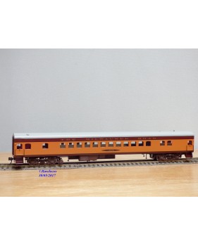 Overland Models ( OMI ( Overland ) Ajin 3110, voiture grandes lignes ( coach car ) N°: 4423Hiawatha  Milwaukee Road     BO