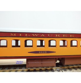 Overland Models ( OMI ( Overland ) Ajin 3110, voiture grandes lignes ( coach car ) N°: 4423Hiawatha  Milwaukee Road     BO