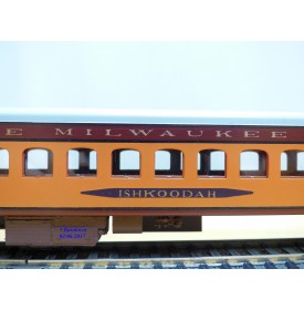 Overland Models (OMI)  Ajin 3111, voiture  salon  ( parlor  car ) "Ishkoodah"  Hiawatha  Milwaukee Road    BO