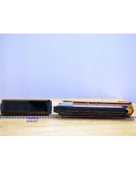 Overland Models ( OMI ) / Ajin 1558.1,  loco Mountain 4-8-2  ( 241 )   MT- 1  carénée  N¨: 7002  UNION PACIFIC  UP   BO