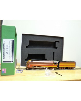 Overland Models ( OMI ) / Ajin 1558.1,  loco Mountain 4-8-2  ( 241 )   MT- 1  carénée  N¨: 7002  UNION PACIFIC  UP   BO