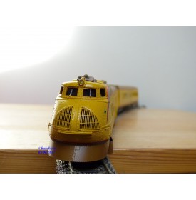 Overland Models ( OMI ) / Ajin 5197,  automoteur 3 éléments  :M- 10000  UNION PACIFIC  UP   BO