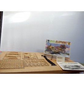 FUJIMI wa13,  char  chasseur de char  allemand  ELEPHANT   Neuf   BO  1/76