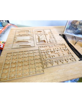 FUJIMI wa13,  char  chasseur de char  allemand  ELEPHANT   Neuf   BO  1/76