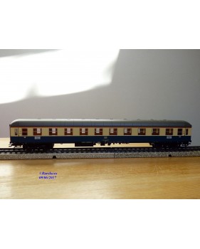 Märklin 4032 voiture grandes lignes A4ümg à feux de fin de convoi 1 Kl. DB BO