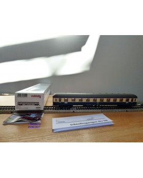 Märklin 4032 voiture grandes lignes A4ümg à feux de fin de convoi 1 Kl. DB BO