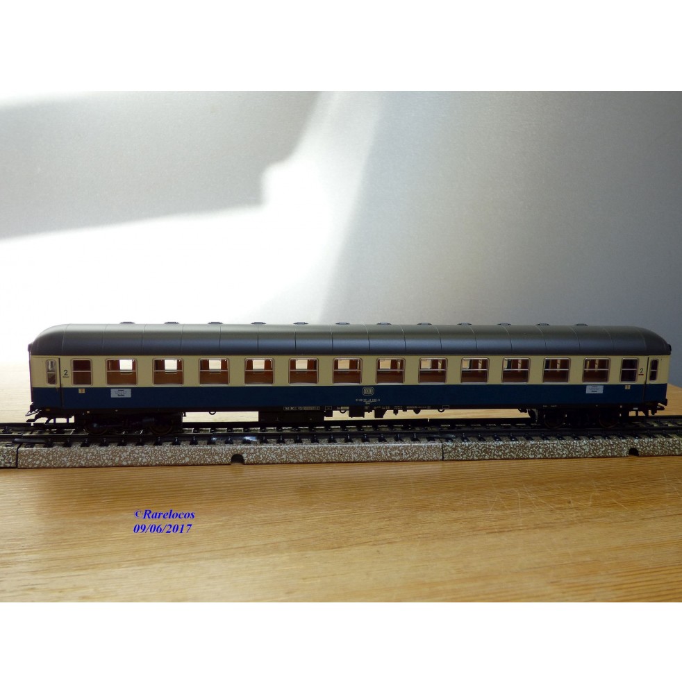 Märklin 43921, voiture  grandes lignes 2 Kl.  type Büm 234   DB   neuf  BO