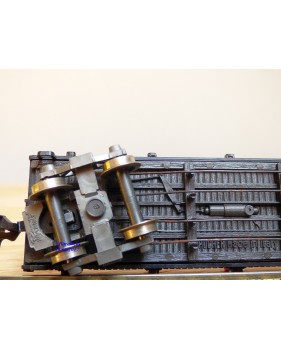 AHM  POCHER  6245 , wagon plat ancien( old time flat  car )   V&T  RR    BO