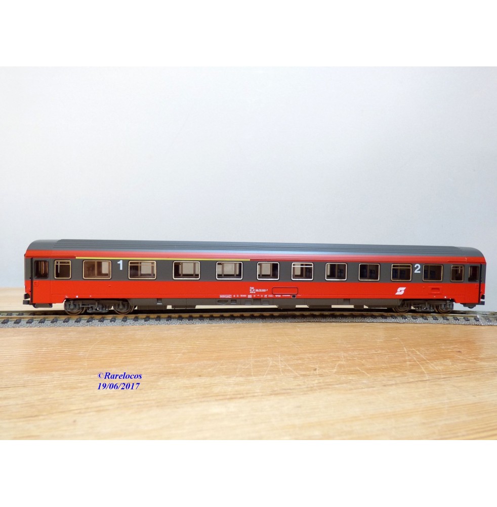 ROCO 44645, voiture  mixte  1 / 2 Kl.  type ABmz   ÖBB   neuf    BO