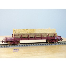 JOUEF 655000, wagon plat  à ranchers  à 2 bogies type  Ro2yw  chargé de poutres   SNCF  neuf   BO
