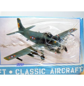 ITALERI 2628,  DOUGLAS A-1 H Skyraider   Neuf    BO   1/48 