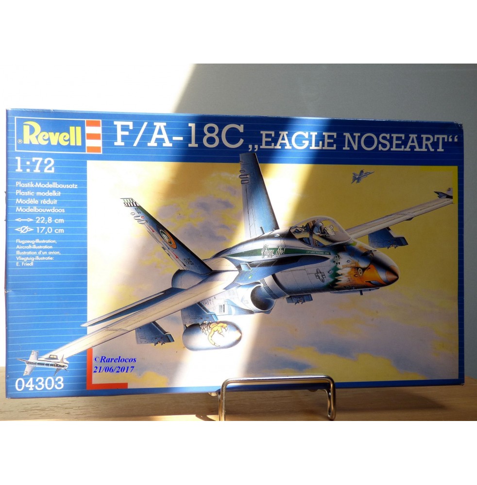 ITALERI 1225  Bombardier SAVOIA MARCHETTI SM79 SPARVIERO Neuf 1/72