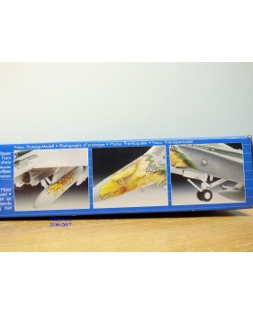 ITALERI 1225  Bombardier SAVOIA MARCHETTI SM79 SPARVIERO Neuf 1/72
