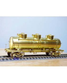 OVERLAND (OMI ) / AJIN   3132,  wagon citerne à bogies ( ACF Triple  Dome Tank Car )  8000 gallons  neuf    BO