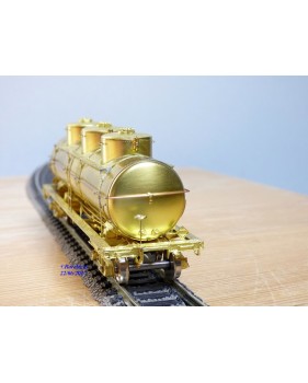 OVERLAND (OMI ) / AJIN   3132,  wagon citerne à bogies ( ACF Triple  Dome Tank Car )  8000 gallons  neuf    BO