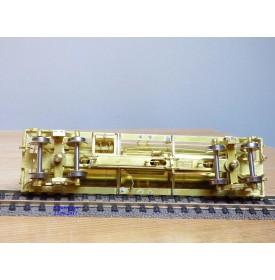 OVERLAND (OMI ) / AJIN   3132,  wagon citerne à bogies ( ACF Triple  Dome Tank Car )  8000 gallons  neuf    BO