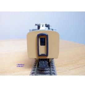 PLAYART ( copie LIMA ) 485, élément central motorisé  rame électromotrice Série 485     JNR