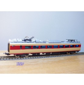 PLAYART ( copie LIMA ) 485, élément central motorisé  rame électromotrice Série 485     JNR