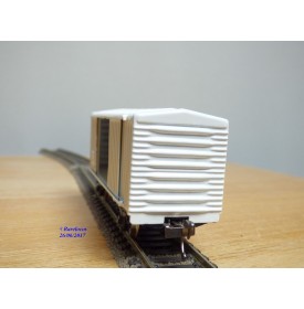 TER  ???, wagon couvert à portes coulissantes  N° : 580072  JNR   BO