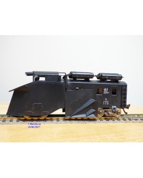 TER  100, rare chasse neige à soc  N° : 175  JNR    BO