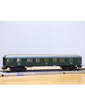 MÄRKLIN   4026,  fourgon grandes lignes à bogies   type Pw4ym   DB   BO