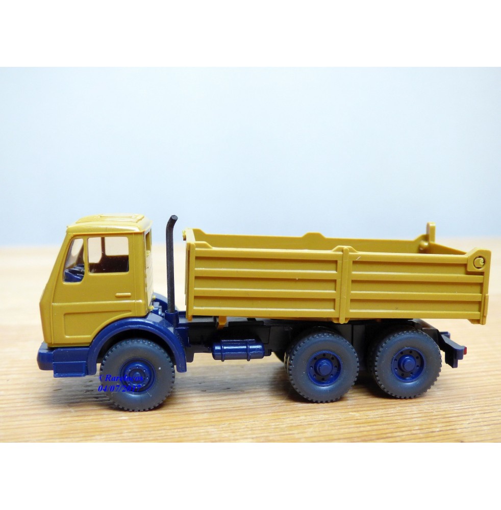 WIKING 16673, camion benne ( Pritschen Kipper )  4*6    MERCEDES BENZ   Neuf  BO  1/87  HO