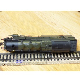 PIKO  ( pour Märklin )  50239, locomotive tender 151 T  série ( Br ) 95   DR     BO