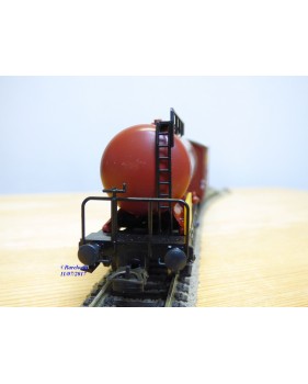 LILIPUT 810 50, boîte de 2  wagons Oelwehr, citerne et couvert à plate forme type Gklm    SBB   neuf    BO