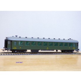 France Trains  240s,  voiture OCEM entièrement soudée 3 Cl. à portes sanitaires type C 10    PLM   neuf   BO