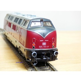 Fleischmann 4235, loco diesel Bo Bo  V200  DB       BO
