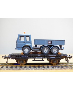 FLEISCHMANN  / WIKING  5219,  wagon plat chargé camion benne MAN  DB  BO