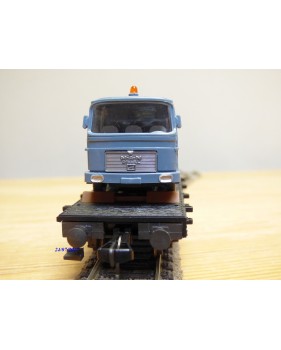 FLEISCHMANN  / WIKING  5219,  wagon plat chargé camion benne MAN  DB  BO