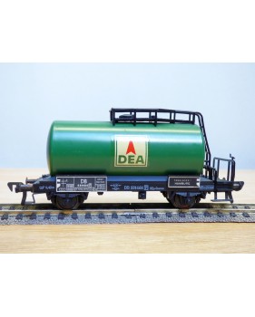 FLEISCHMANN 1475 D,  wagon citerne ancien  à plate forme de serre freins  DEA   DB   neuf    BO
