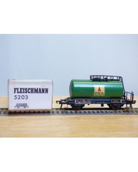 FLEISCHMANN 1475 D,  wagon citerne ancien  à plate forme de serre freins  DEA   DB   neuf    BO