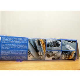 REVELL 85 2326 REYNARD VISTEON 1/25 BO