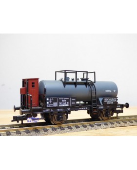 FLEISCHMANN 5440  K,  wagon citerne ancien  à plate forme de serre freins  I.G.Farben   DR  neuf    BO