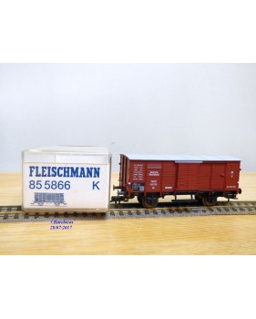 FLEISCHMANN  85 5866 K, wagon couvert  type Gn   DR  neuf  BO