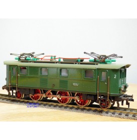 FLEISCHMANN  1332-2,  loco électrique 1C1 à bielles série E 32 DB 