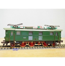 FLEISCHMANN  1332-2,  loco électrique 1C1 à bielles série E 32 DB 