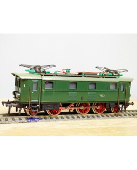 FLEISCHMANN  1332-2,  loco électrique 1C1 à bielles série E 32 DB 