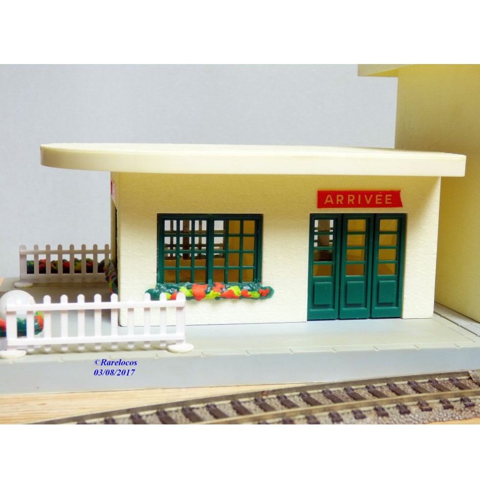 Gégé Train HO grande gare et 2 wagons DEV inox 1970's - Modélisme