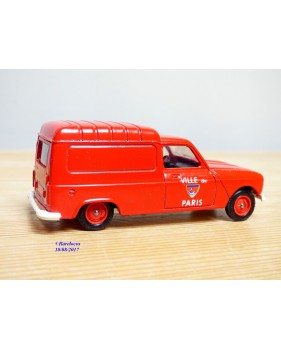 SOLIDO vrai 42,  RENAULT fourgonette   Pompiers de Paris  Neuve  BO
